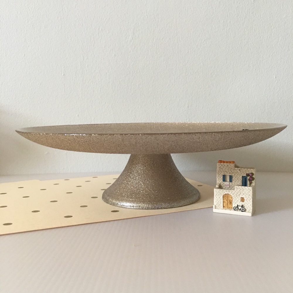 Festive Gold Shimmering 🎂🧁🍪 Pedestal